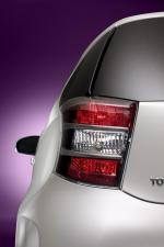 Toyota iQ 2008 года